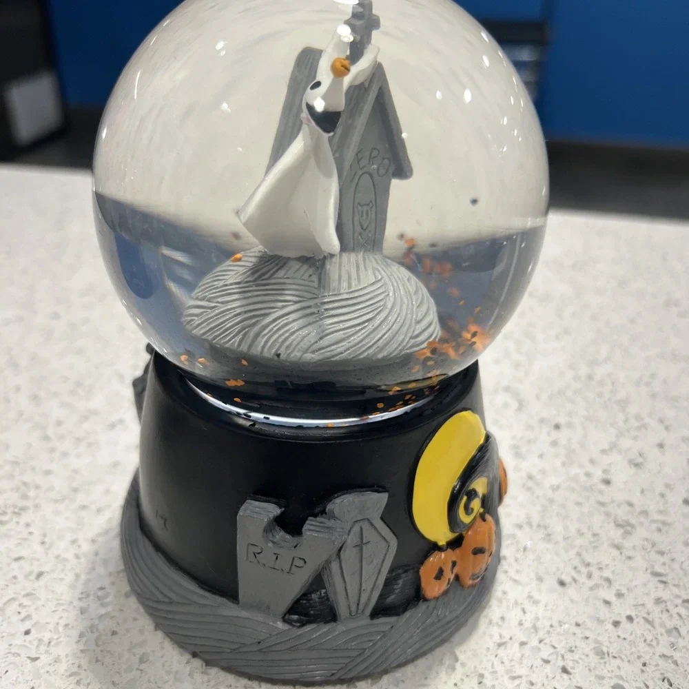 Disney Nightmare Before Christmas Musical Snowglobe w/ Zero ~ Halloween